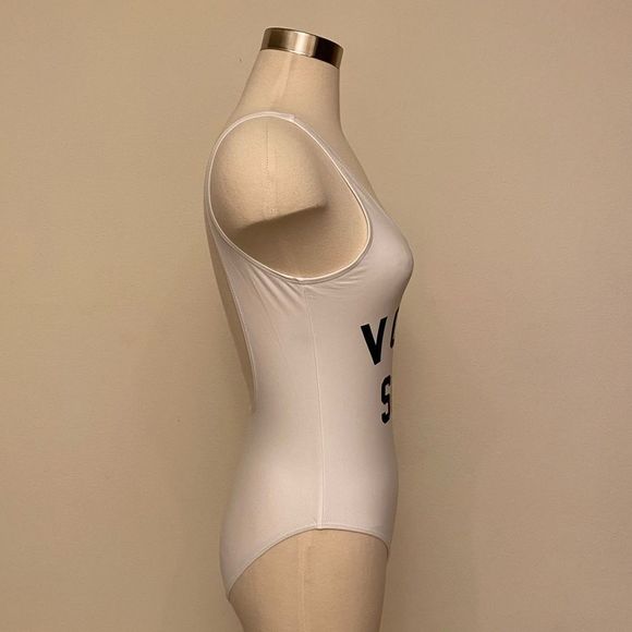 🍹Vodka Soda🥤Swimsuit!!  - Picture 4 of 8